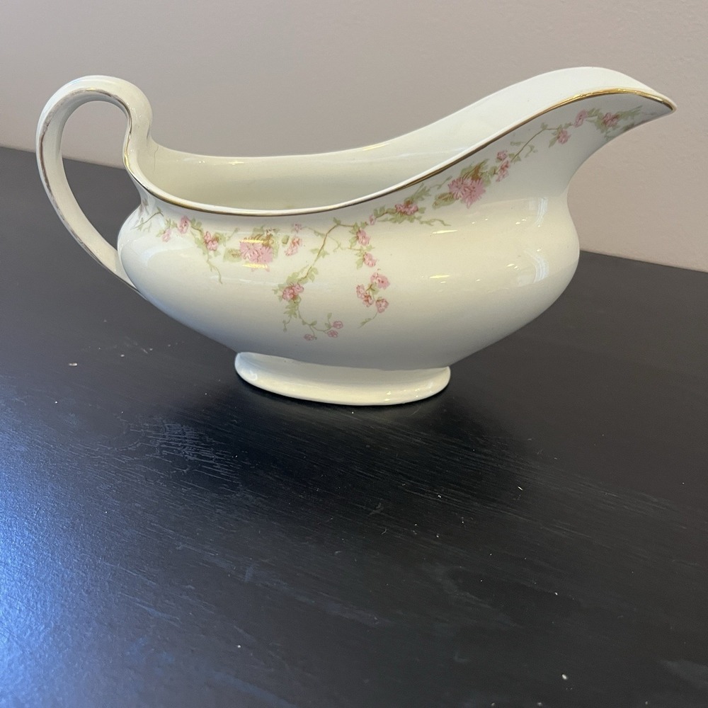 Johnson Brothers Gravy Boat Petit Pink Trailing Floral On White  1940s-60s